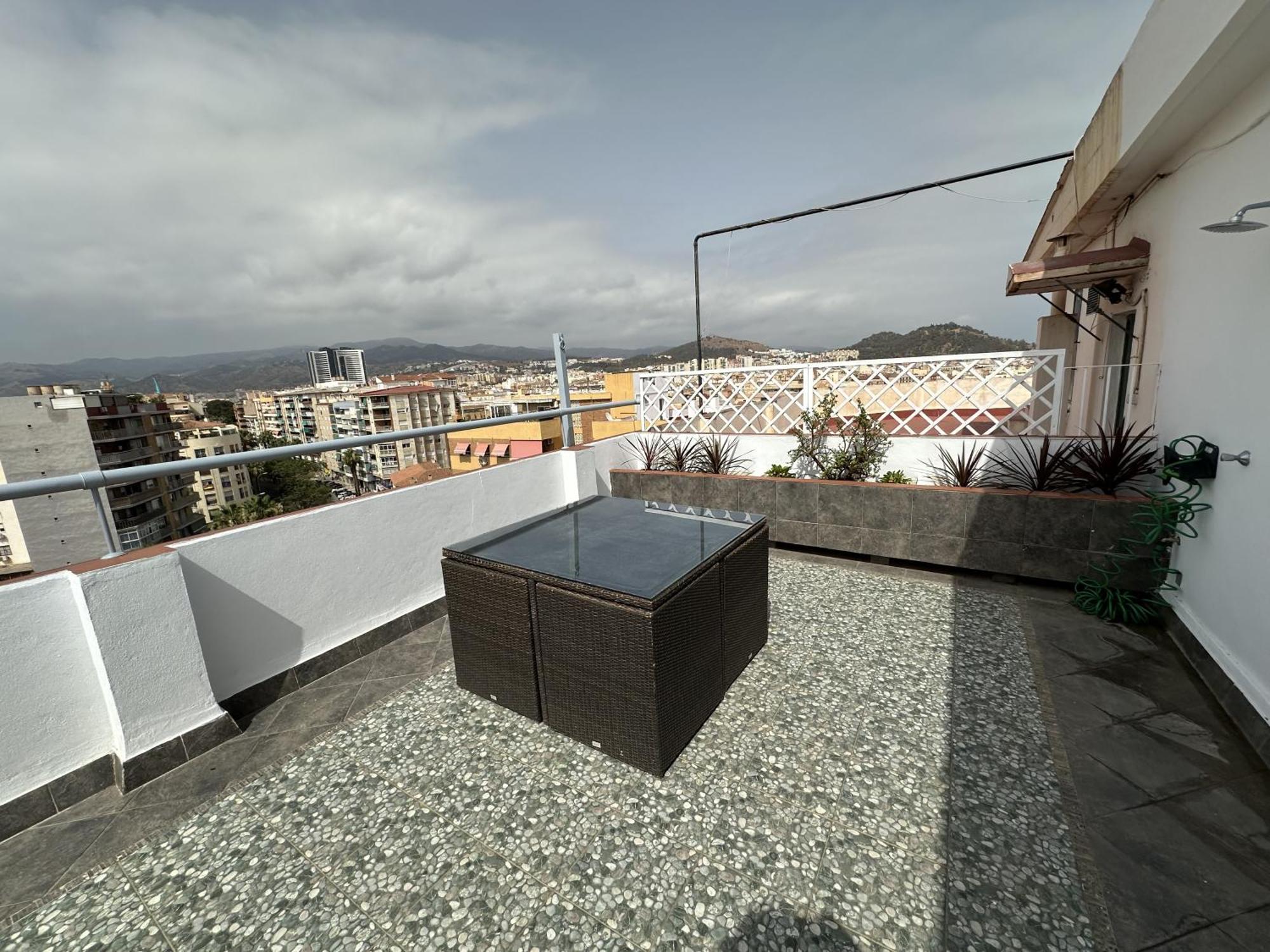 Ferienwohnung Atico Plaza Bailen Malaga Centro Exterior foto