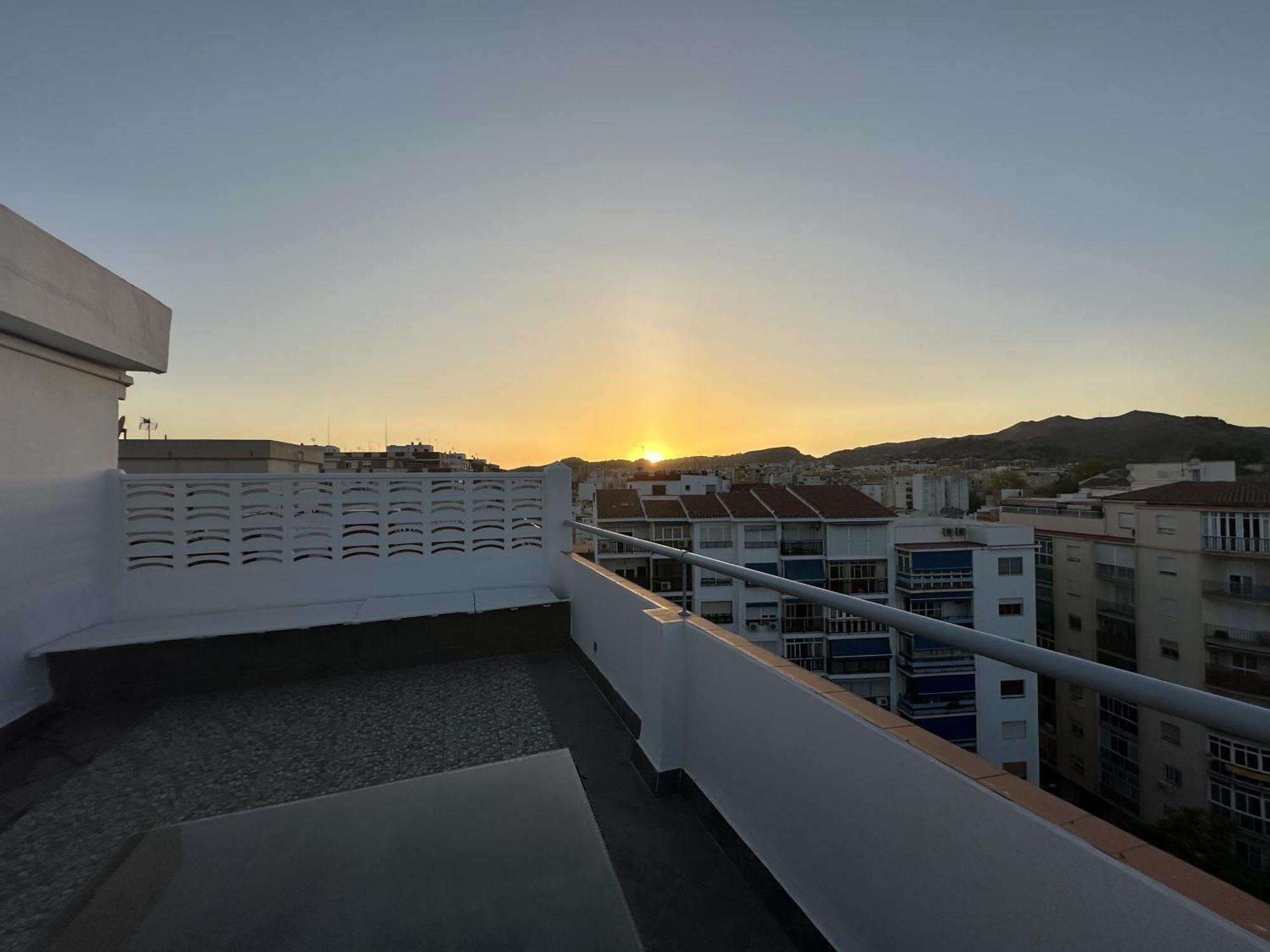 Ferienwohnung Atico Plaza Bailen Malaga Centro Exterior foto